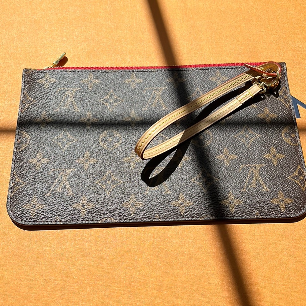 Louis Vuitton Pouch/Wristlet